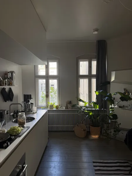 Nachmieter gesucht: Möblierte 1-Zimmer-Wohnung Nähe Helmholtzplatz — photo 1